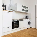 Apartment Mayhome - Strandloft Schoenes Studioapartment Mit Balkon, Kueche Und Tiefgarage - Sauna Und Fitness Direkt Nebenan