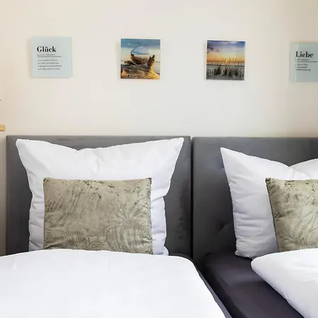 Mayhome - Strandloft Schoenes Studioapartment Mit Balkon, Kueche Und Tiefgarage - Sauna Und Fitness Direkt Nebenan Lägenhet Chemnitz