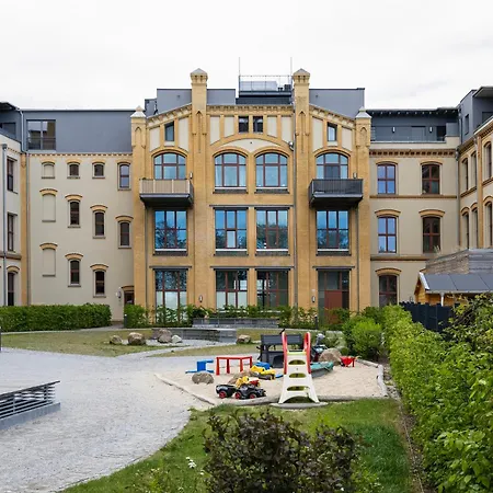 Mayhome - Strandloft Schoenes Studioapartment Mit Balkon, Kueche Und Tiefgarage - Sauna Und Fitness Direkt Nebenan