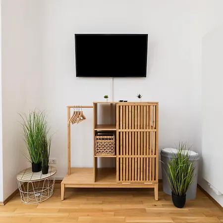 Mayhome - Strandloft Schoenes Studioapartment Mit Balkon, Kueche Und Tiefgarage - Sauna Und Fitness Direkt Nebenan Lägenhet *