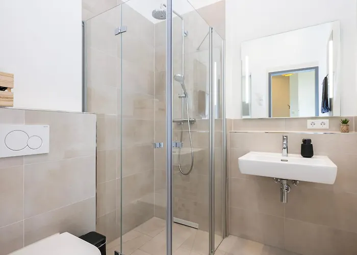 Apartman Mayhome - Strandloft Schoenes Studioapartment Mit Balkon, Kueche Und Tiefgarage - Sauna Und Fitness Direkt Nebenan Chemnitz