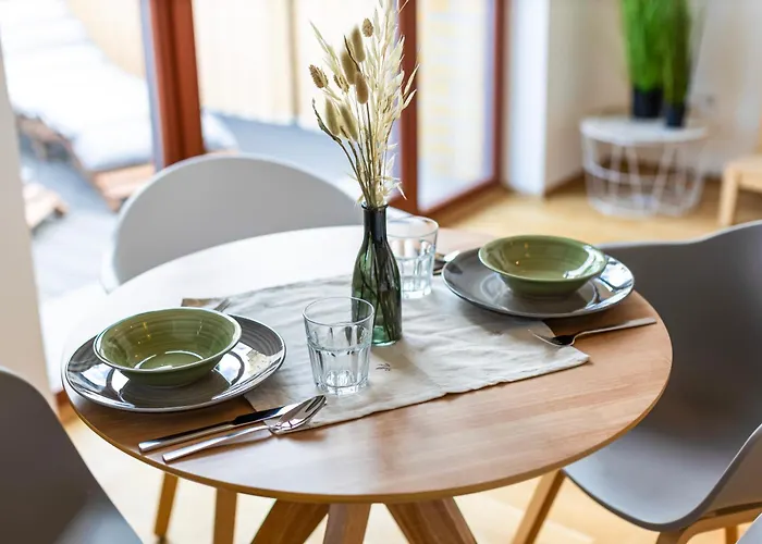 Mayhome - Strandloft Schoenes Studioapartment Mit Balkon, Kueche Und Tiefgarage - Sauna Und Fitness Direkt Nebenan Chemnitz